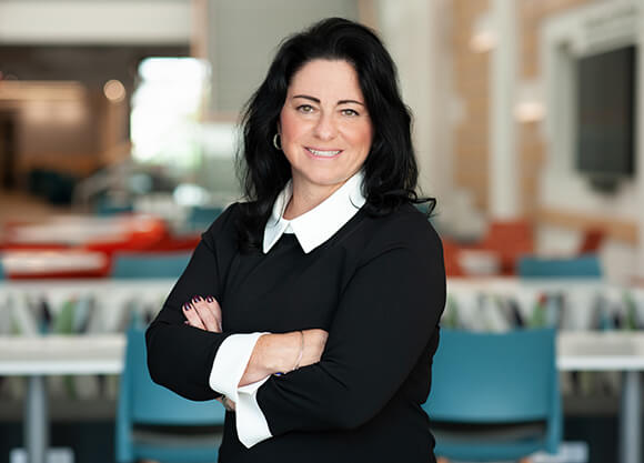 Headshot of Jennifer Cinque