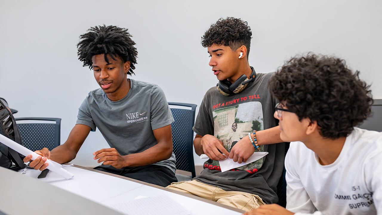 Students working together on project
